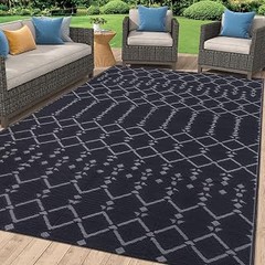 Descubre los tipos de alfombras compactas ideales para patios pequeños